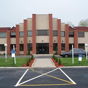 Budget Inn & Suites Wall Exterior photo