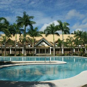 Pineapple Island Resort Daet Exterior photo