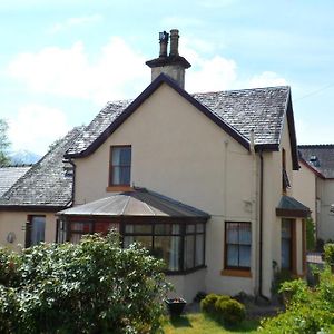 Oyo Inverour Guest House Gairlochy Exterior photo