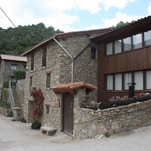 Cal Rosetó Hostal Aransá Exterior photo