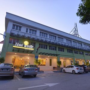 Hotel Pintar Parit Raja Exterior photo