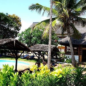 Diani Palm Resort Playa de Diani Exterior photo