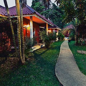 Krathom Khaolak Resort Khao Lak Exterior photo