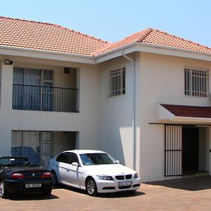 17 On 13Th Guest House Edenvale Exterior photo