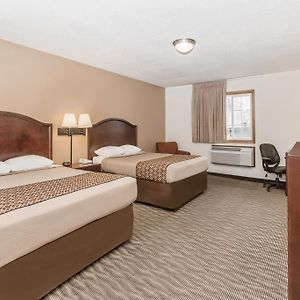Americas Best Value Inn&Suites; Atlantic Inn&Suites Exterior photo