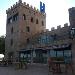 Hotel Viñedos y Bodegas El Castillo Villarrobledo Exterior photo