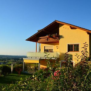 Apartamento Haus Margit Schlierbach Exterior photo