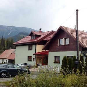 Hotel Penzión U Aleny Ždiar Exterior photo