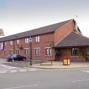 Premier Inn Liverpool Aintree Exterior photo