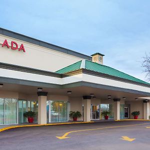 Hotel Ramada By Wyndham Metairie New Orleans Airport Exterior photo