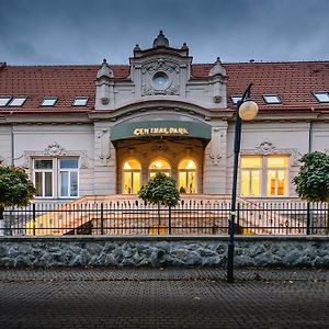 Hotel Penzión Central Park Žilina Exterior photo