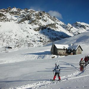 Hotel Rifugio Ca Runcasch Lanzada Exterior photo