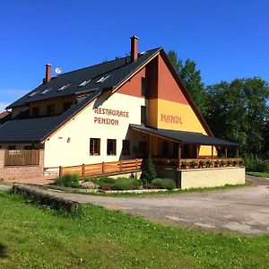 Hotel Pension Mandl Retova Exterior photo