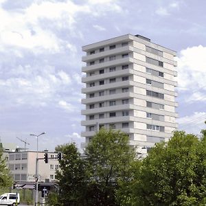 Apartamento Swiss Star Tower - Self Check-In Zúrich Exterior photo
