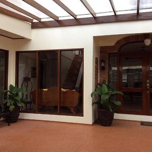 Casa Roces Bed and Breakfast Legazpi Exterior photo