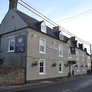 Hotel The Kings Arms Didmarton Exterior photo