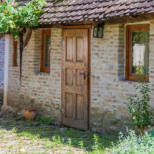 Dominic Boutique, Little Barn , Cloasterf Hostal Exterior photo