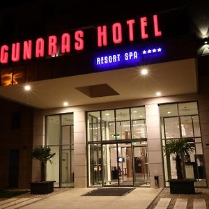 Gunaras Resort Spa Hotel Dombóvár Exterior photo