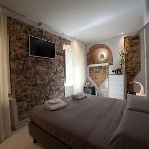 Art Boutique Hotel Acchiappasogni Barga Exterior photo