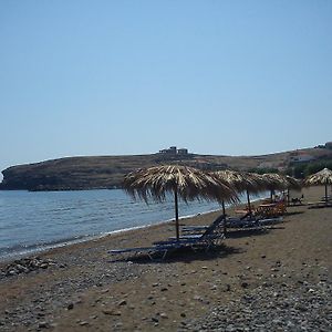 Tavari Beach Hotel Exterior photo