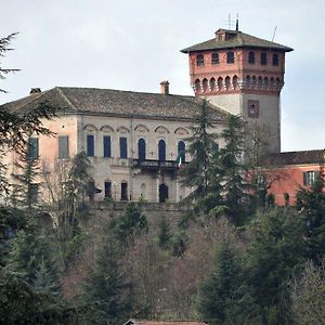 Hotel Il Castello Di Bubbio Exterior photo
