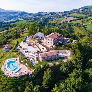 La Castellaia Resort Fabriano Exterior photo