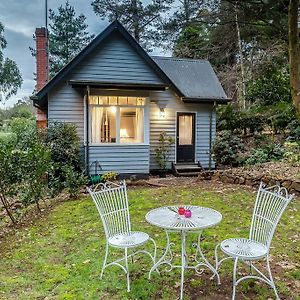 Fern Falls Cottages - Garden Cottage Mount Dandenong Exterior photo