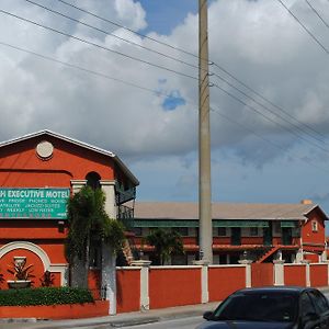 Hialeah Executive Motel Miami Springs Exterior photo