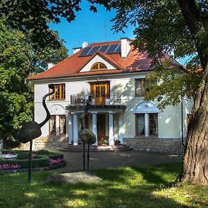 Hotel Willa Raj Nałęczów Exterior photo