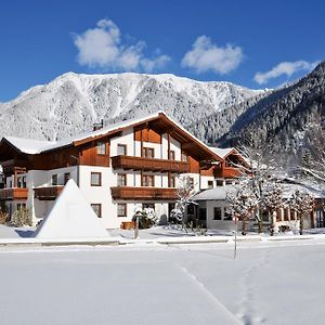 Landhotel Alpili Gaschurn Exterior photo
