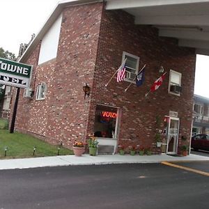 Inn Towne Motel Herkimer Exterior photo