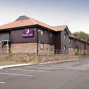 Premier Inn Chessington Exterior photo