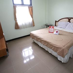 Nida Rooms Purna Mtq Pekanbaru Exterior photo