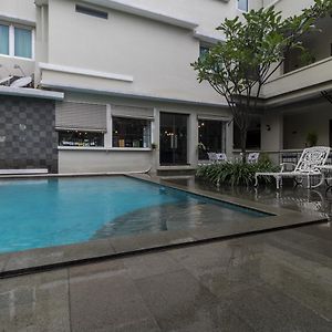 Hotel Reddoorz @ Antasari 2 Yakarta Exterior photo