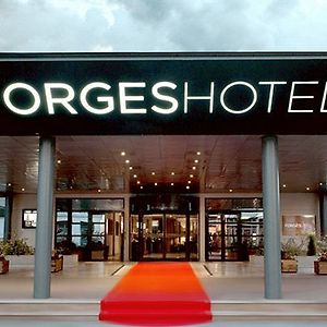 Le Forges Hotel Exterior photo