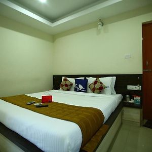 Oyo Rooms Tambaram Mepz Madrás Exterior photo