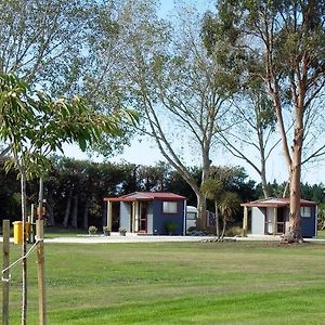 Hotel Glenavys Waitaki River Motor Camp Exterior photo