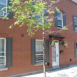 Gite Ocoin Bed and Breakfast Longueuil Exterior photo