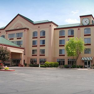 The Plaza Hotel & Suites Winona Exterior photo