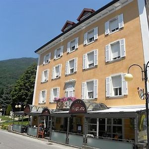 Hotel Villa Regina Levico Terme Exterior photo