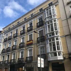 Apartamento AIRVA: Apartamento Duque de la Victoria Valladolid Exterior photo