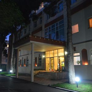 City Mansion Aparthotel Bakú Exterior photo