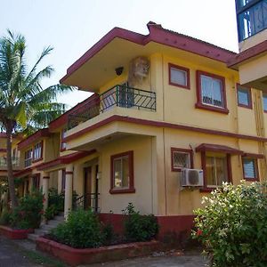 Hotel Seclude Varca Beach, Goa Exterior photo