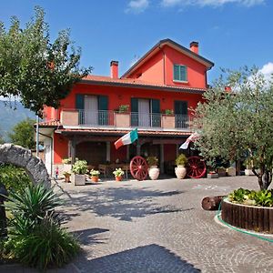 Azienda Agrituristica Pericle Hostal Montella Exterior photo