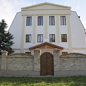 Dom Fedorovyh Hotel Sergeevka Exterior photo