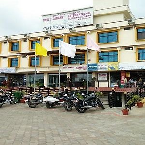 Hotel Samanvi International Belur  Exterior photo