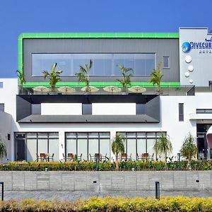 Divecube Hotel Taichung Exterior photo