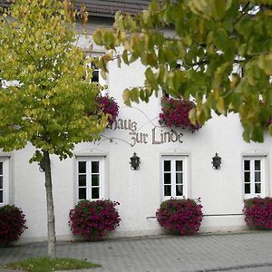 Gasthaus Zur Linde Hotel Hohenpolding Exterior photo