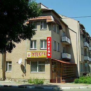 Hotel Udech Zhidachov Exterior photo