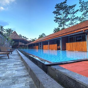 Hotel Wahid Borobudur Magelang Exterior photo